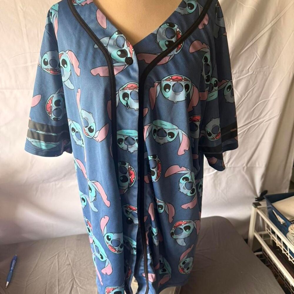 Disney Men's multi T-shirt